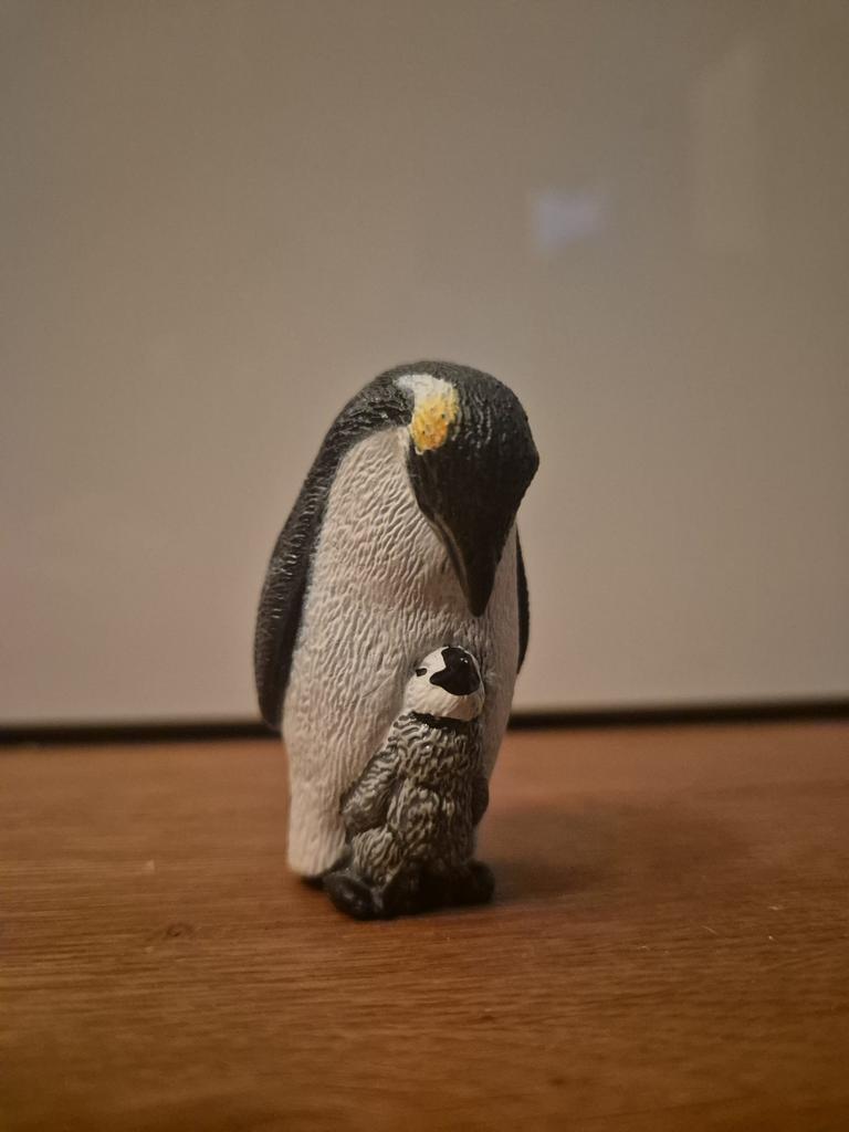 Schleich pinquin, Verzamelen, Ophalen of Verzenden, Zo goed als nieuw, Beeldje of Figuurtje