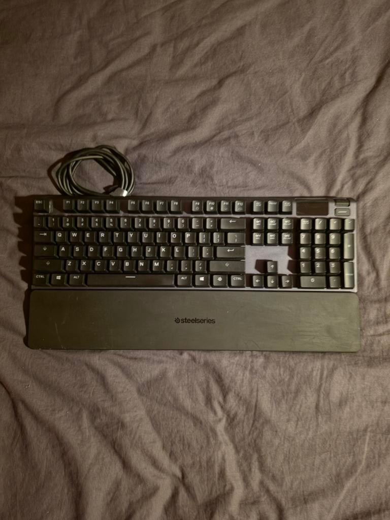 SteelSeries Apex 5 Gaming Toetsenbord met Polssteun, Computers en Software, Toetsenborden, Gebruikt, Ophalen of Verzenden, SteelSeries