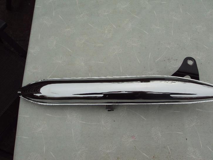 Honda CD50 en SS50 laag model uitlaat, Fietsen en Brommers, Brommeronderdelen | Oldtimers, Zo goed als nieuw, Overige merken, Uitlaat