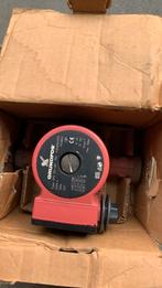 Nieuw in doos grundfos vloerverwarming pomp, Ophalen of Verzenden, Zo goed als nieuw