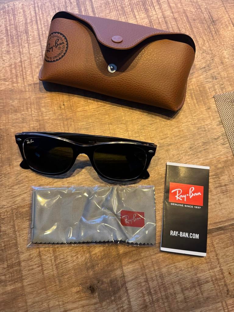 Ray-Ban wayfarer zonnebril, Zonnebril, Zwart, Ophalen of Verzenden, Zo goed als nieuw