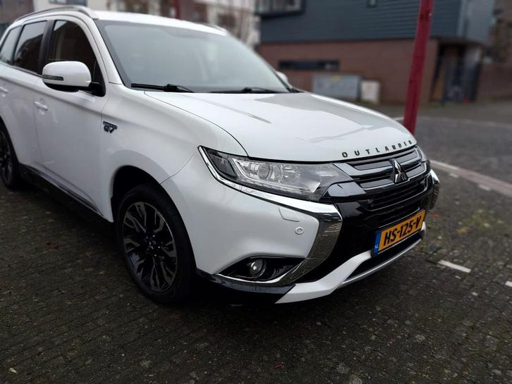 PRIJS VERLAAGD!!Mitsubishi Outlander PHEV 203pk 4WD Facelift, Auto's, Mitsubishi, Particulier, Outlander, 4x4, Achteruitrijcamera