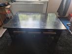 Zwarte houten salontafel met lades, Huis en Inrichting, Tafels | Salontafels, Ophalen, Gebruikt, 50 tot 100 cm, Klassiek, functioneel
