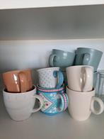 Gratis: Diverse mokken, Ophalen, Aardewerk, Overige stijlen, Kop(pen) en/of Schotel(s)