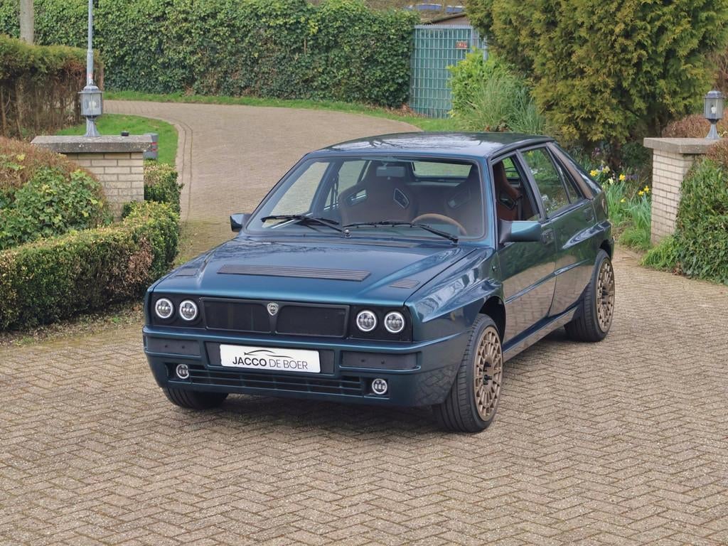 Lancia DELTA "Restomod" Integrale EVO2, Auto's, Lancia, Voorwielaandrijving, Gebruikt, 4 cilinders, Alcantara