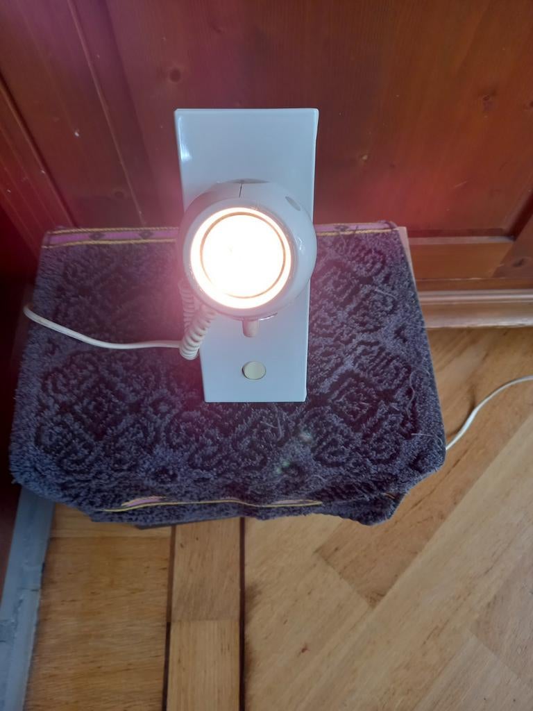 HEMA's vintage jaren 80 space age eyeball tafel/bureaulamp, Huis en Inrichting, Lampen | Tafellampen, Gebruikt, Ophalen of Verzenden