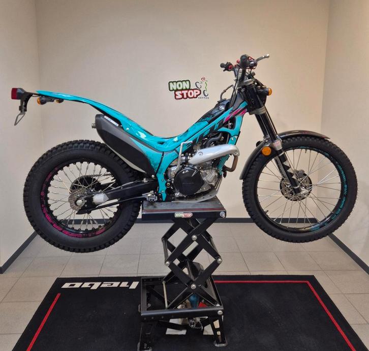 HONDA / MONTESA 301RR en 260 4rt TRIALMOTOR, Motoren, Motoren | Overige merken, Bedrijf, Sport, 11 kW of minder, 1 cilinder, Ophalen