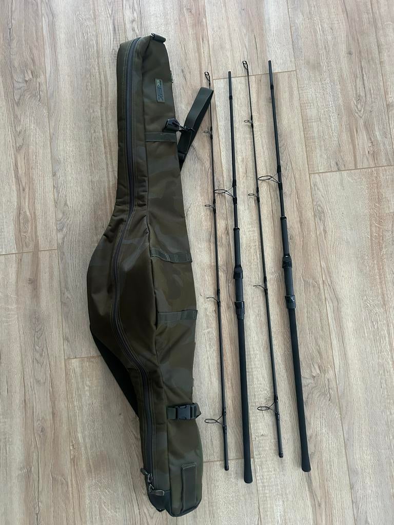 Sonik insurgent 9ft 3lb incl foudraal zgan, Watersport en Boten, Hengelsport | Karpervissen, Ophalen of Verzenden, Zo goed als nieuw