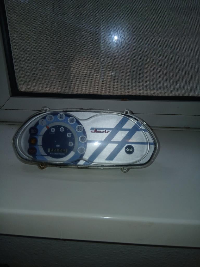 Speedometer Piaggio Diesis et Derbi Atlantis 50 2T, Ophalen, Gebruikt, Overige typen, Piaggio
