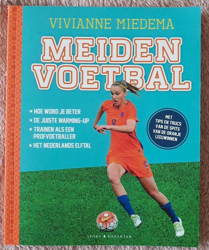 Meidenvoetbal - Vivianne Miedema, Boeken, Kinderboeken | Jeugd | onder 10 jaar, Zo goed als nieuw, Non-fictie, Ophalen of Verzenden