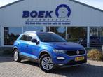 Volkswagen T-Roc 1.0 TSI 110PK Style Business TREKH. | NAVI, Auto's, Voorwielaandrijving, Stof, Gebruikt, Euro 6