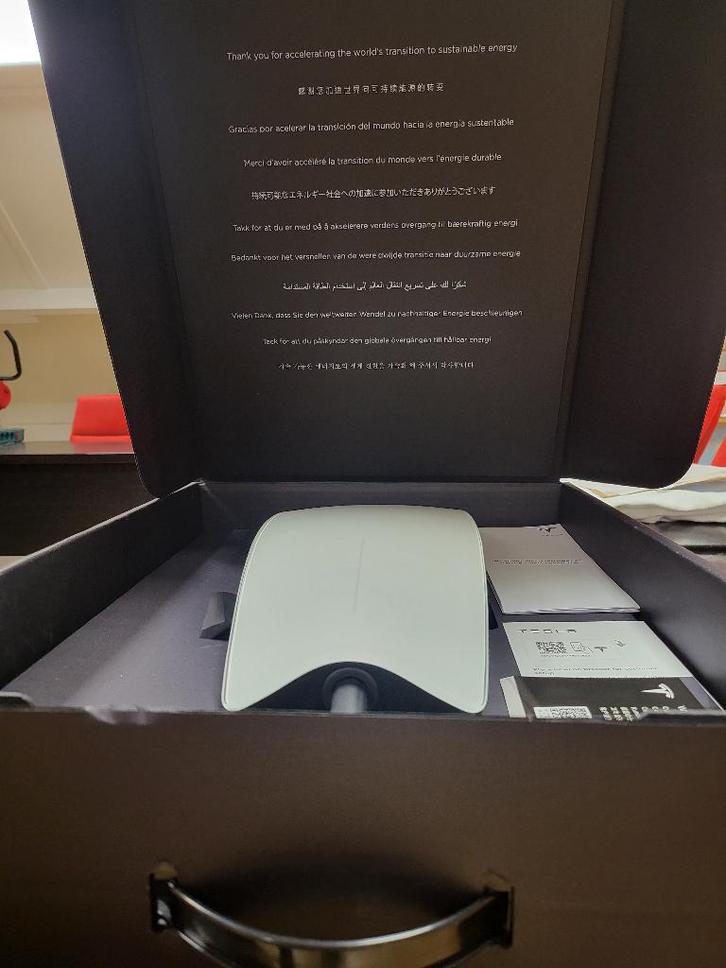 TESLA WALL CONNECTOR GEN 3 nieuw in doos, Auto diversen, Laadpalen, Nieuw, Laadpaal en Laadkabel, Ophalen of Verzenden