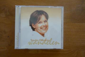 Chr. CD Sandra Offereins '' WANDELEN''. beschikbaar voor biedingen