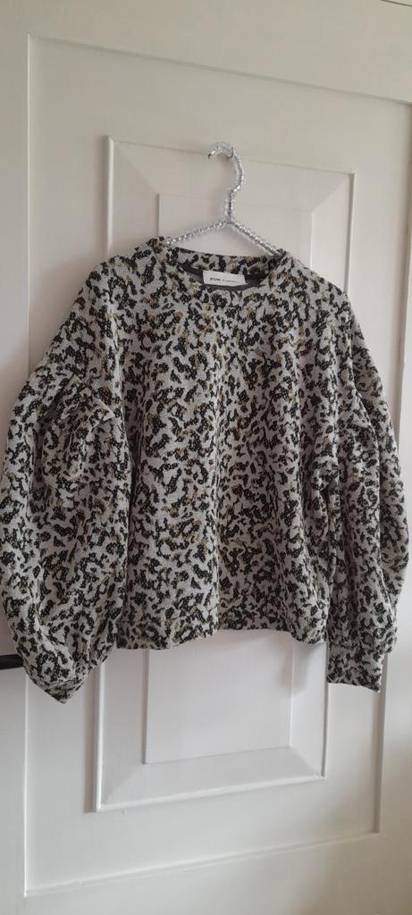 Pom Amsterdam hele mooie trui met pofmouwen L, Kleding | Dames, Truien en Vesten, Zo goed als nieuw, Maat 38/40 (M), Overige kleuren