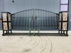 Toegangspoort met zijpilaren 600 cm totaal doorgang 465 cm‼️, Ophalen, Nieuw, IJzer, Tuinhek