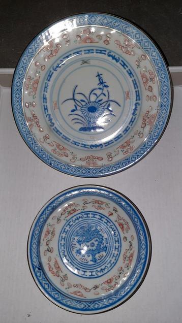 2 chinese schaaltjes blauw/wit/oranje beschikbaar voor biedingen