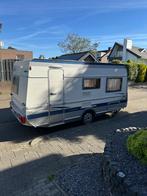 Caravan Fendt 130 bouwjaar 2004, Kachel, Treinzit, Particulier, Vast bed