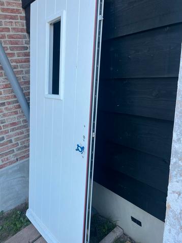 Buitendeur voordeur 930 x 2135 beschikbaar voor biedingen