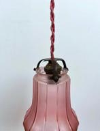 Franse antieke glazen hanglamp met roze lamp glas, Antiek en Kunst, Ophalen of Verzenden