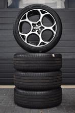 19'' originele Alfa Romeo Tonale velgen + zomerbanden, Banden en Velgen, Nieuw, 235 mm, Personenwagen