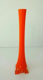 Glazen vaas oranje opaline met vierkante voet 3549-g, Ophalen of Verzenden