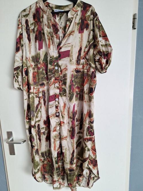Mooi zijdeachtige jurk van sweetgirl maat 46/48/50, Kleding | Dames, Grote Maten, Gedragen, Jurk, Overige kleuren, Ophalen of Verzenden