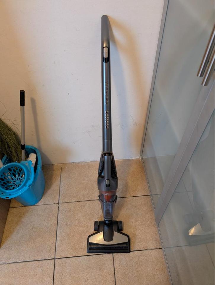 Philips PowerPro Duo Draadloze Stofzuiger, Witgoed en Apparatuur, Stofzuigers, Gebruikt, Stofzuiger, Minder dan 1200 watt, Reservoir