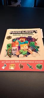 Minecraft Survival Stickerboek., Hobby en Vrije tijd, Stickers en Plaatjes, Ophalen of Verzenden, Zo goed als nieuw