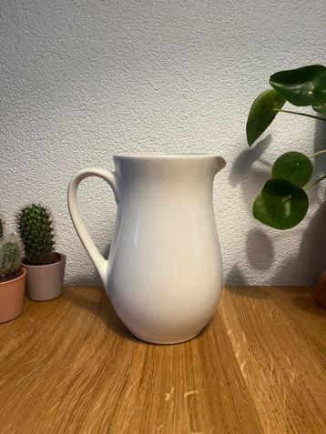 Grote kan IKEA 2l beschikbaar voor biedingen