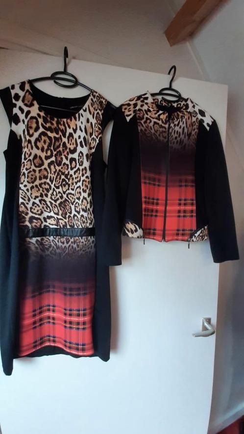 Donna dura  maat 40, Kleding | Dames, Jurken, Nieuw, Maat 38/40 (M), Zwart, Onder de knie, Ophalen of Verzenden