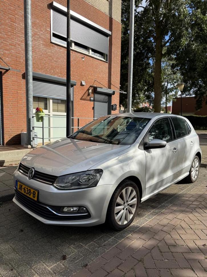 Volkswagen Polo 1.2 TSI 66KW 2015 Grijs, Auto's, Volkswagen, Particulier, Polo, ABS, Achteruitrijcamera, Airbags, Airconditioning