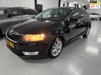 Skoda Rapid Spaceback 1.2 TSI Greentech Ambition Businesslin, Auto's, Skoda, Voorwielaandrijving, Euro 5, Gebruikt, Zwart