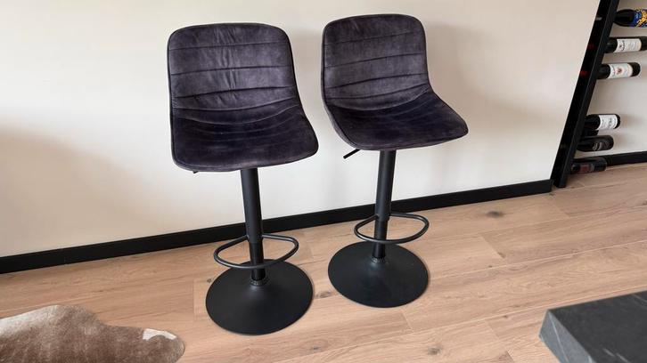 Mooie barkrukken - set van 2, Huis en Inrichting, Barkrukken, Zo goed als nieuw, 60 tot 90 cm, Metaal, 2 krukken, In hoogte verstelbaar