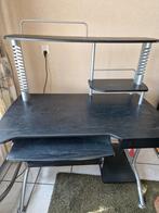 Leuke en goed uit ziende computer tafel, Huis en Inrichting, Kasten | Computermeubels, Ophalen of Verzenden, Zo goed als nieuw