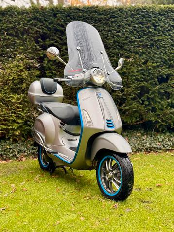 Vespa Elettrica 2019 Bromfiets beschikbaar voor biedingen