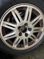Winterbanden 215/55 R16 - Volvo V70, Auto-onderdelen, Banden en Velgen, 16 inch, Banden en Velgen, Personenwagen, Gebruikt