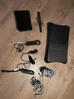 Zwarte Nintendo Wii, Spelcomputers en Games, Spelcomputers | Nintendo Wii, Ophalen of Verzenden, Zo goed als nieuw, Met 2 controllers