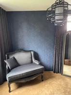 Zwarte, klassieke loveseat, bankje/stoel. 1.20m breed., Huis en Inrichting, Ophalen, Zo goed als nieuw, Stof, Minder dan 150 cm