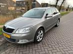 Skoda Octavia 1.2 TSI Combi DSG 2010, motor vervangen, Auto's, 4 cilinders, Beige, Origineel Nederlands, 1205 kg