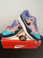 Nike air Max 1 Have a nike day - size 42,5, Kleding | Heren, Schoenen, Overige kleuren, Nike, Nieuw, Ophalen of Verzenden