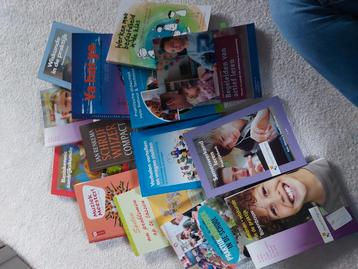 Boeken pabo beschikbaar voor biedingen