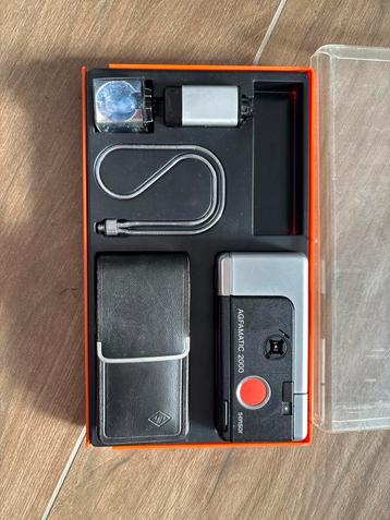 Agfamatic 2000 Camera met Accessoires beschikbaar voor biedingen