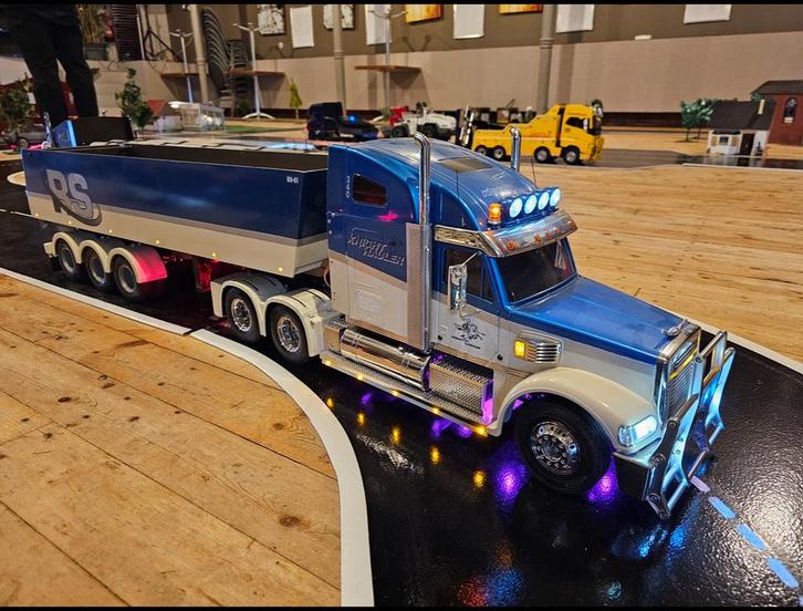 Tamiya rc truck 1:14, Hobby en Vrije tijd, Modelbouw | Auto's en Voertuigen, Zo goed als nieuw, Truck, Groter dan 1:32, Tamiya