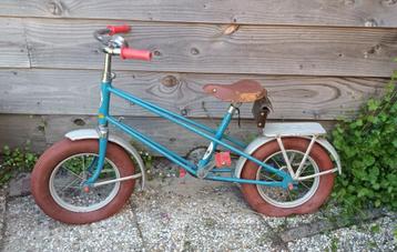 Oud kinderfietsje jaren 50 60 USSR kinder fiets beschikbaar voor biedingen