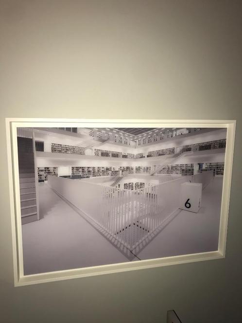 Gelimiteerde kunstfoto Bibliotheek van Stuttgart Floor 6, Antiek en Kunst, Kunst | Tekeningen en Foto's, Ophalen of Verzenden