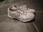 Asics maat 41 volleybal keurige staat, Sport en Fitness, Volleybal, Ophalen of Verzenden, Gebruikt, Schoenen