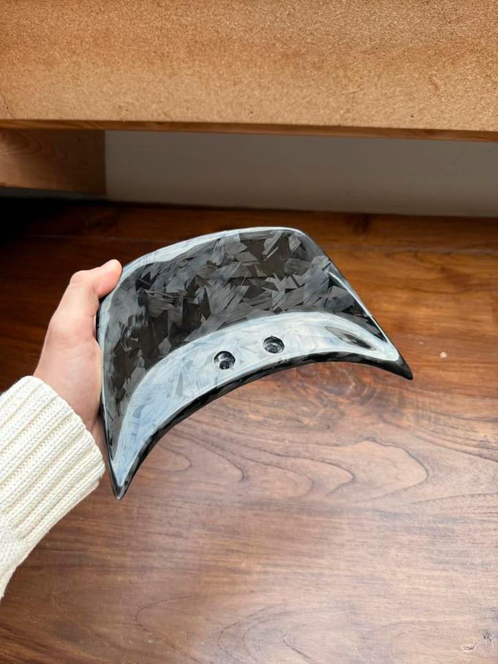 Forged carbon ducktail spoiler vespa sprint/primavera, Motoren, Tuning en Styling, Ophalen of Verzenden