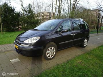 Peugeot 807 2.0 ST | APK 12-24 | 6 Persoons