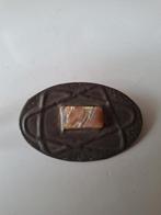 Vintage metalen ovale broche met parelmoer 5.5 x3.8cm, Sieraden, Tassen en Uiterlijk, Broches, Overige materialen, 4 tot 7 cm