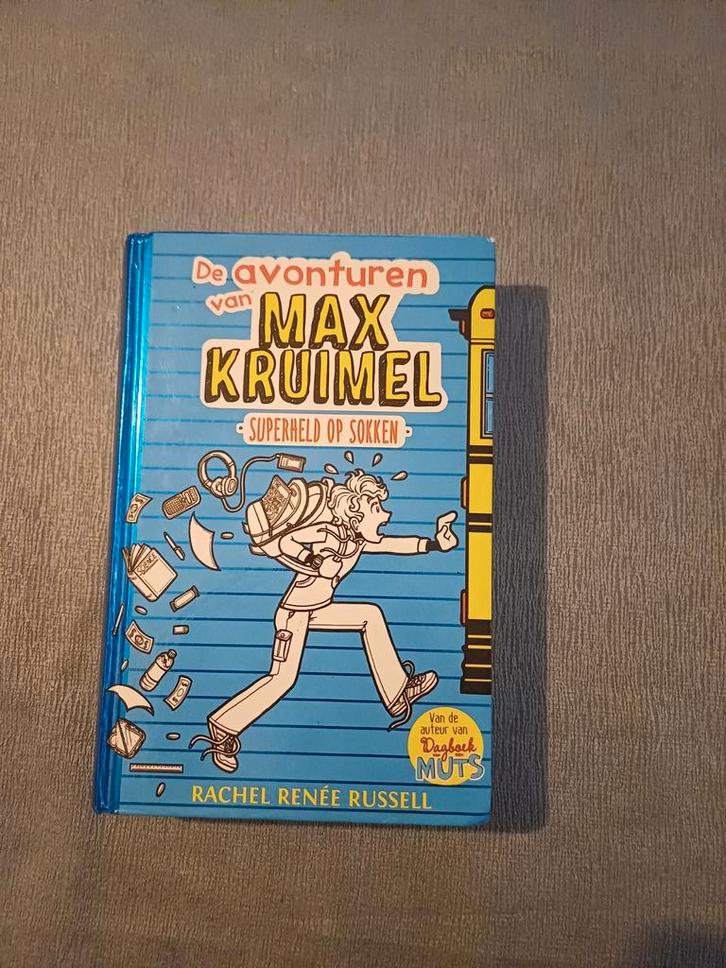 Rachel Renée Russell - Superheld op sokken, Boeken, Kinderboeken | Jeugd | 10 tot 12 jaar, Zo goed als nieuw, Ophalen